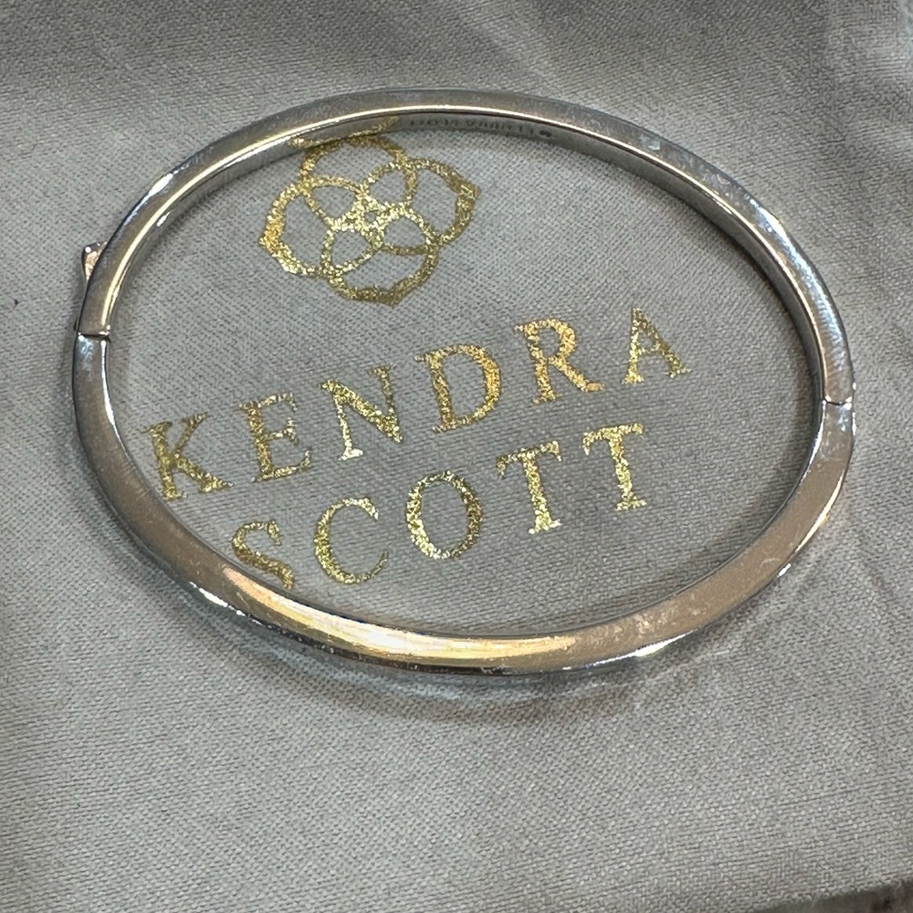 Kendra Scott Polished Silver Bangle